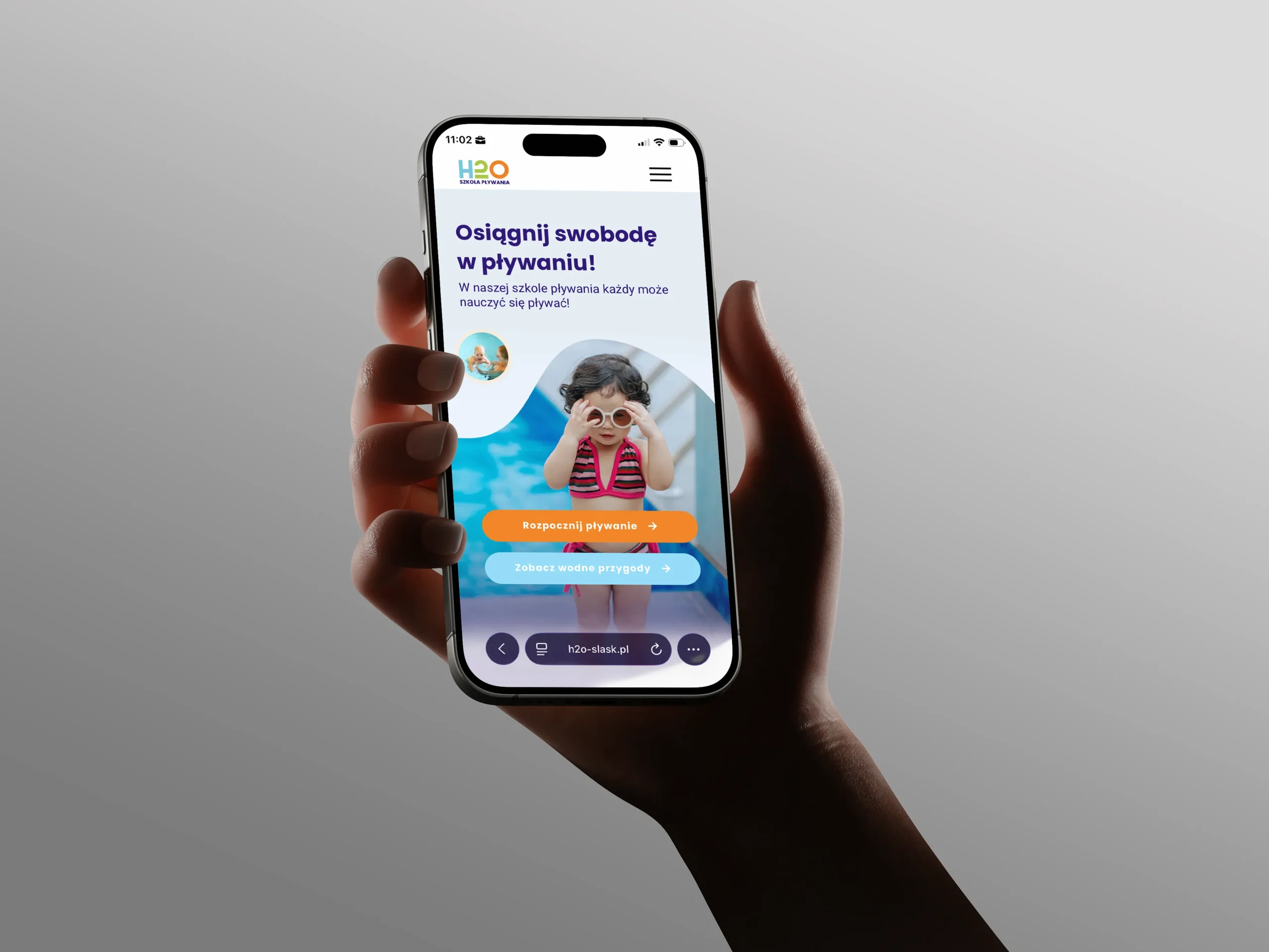 Responsywna strona internetowa pokazana na telefonie